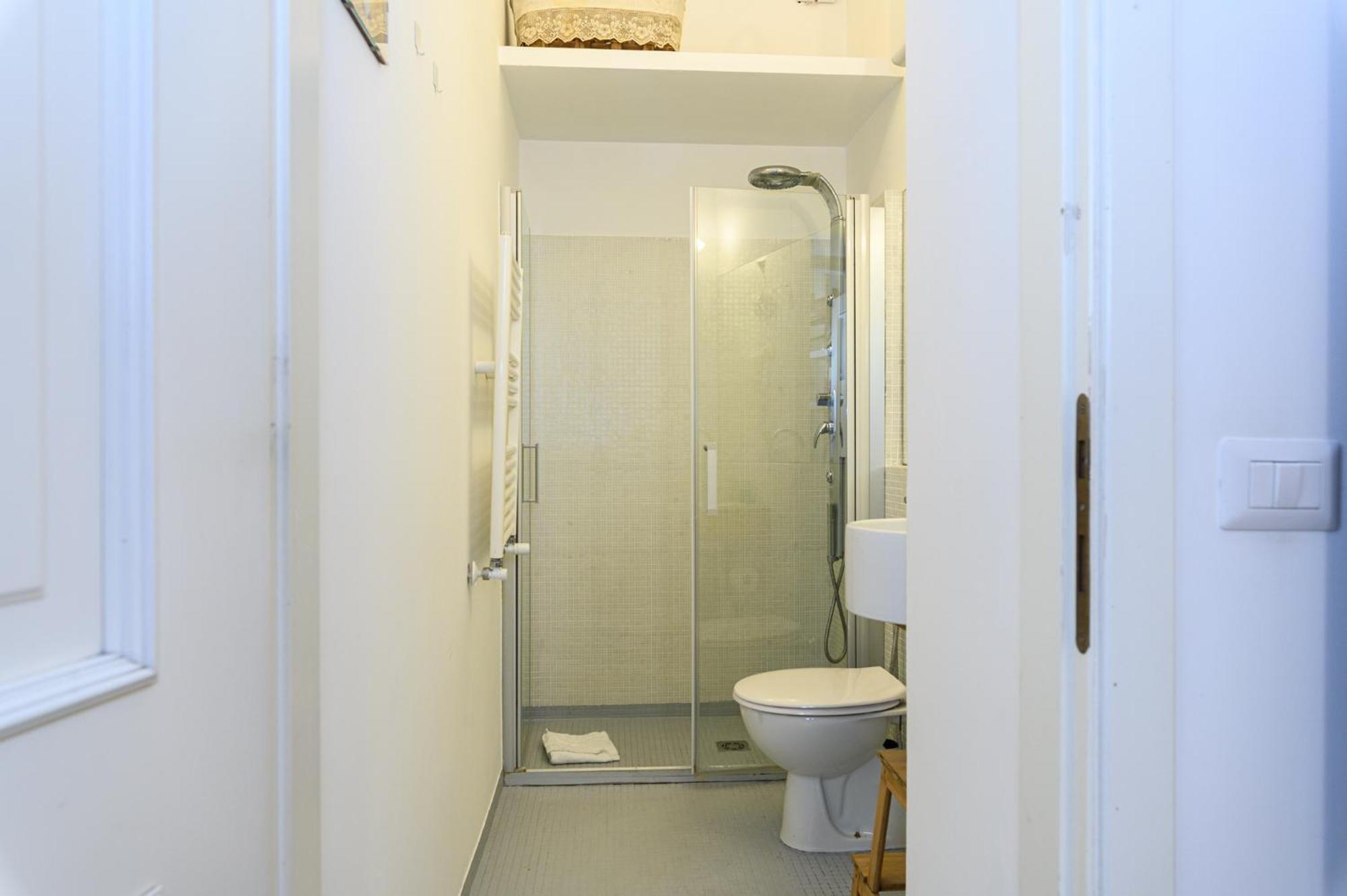 San Lorenzo Flat 2 * Rom